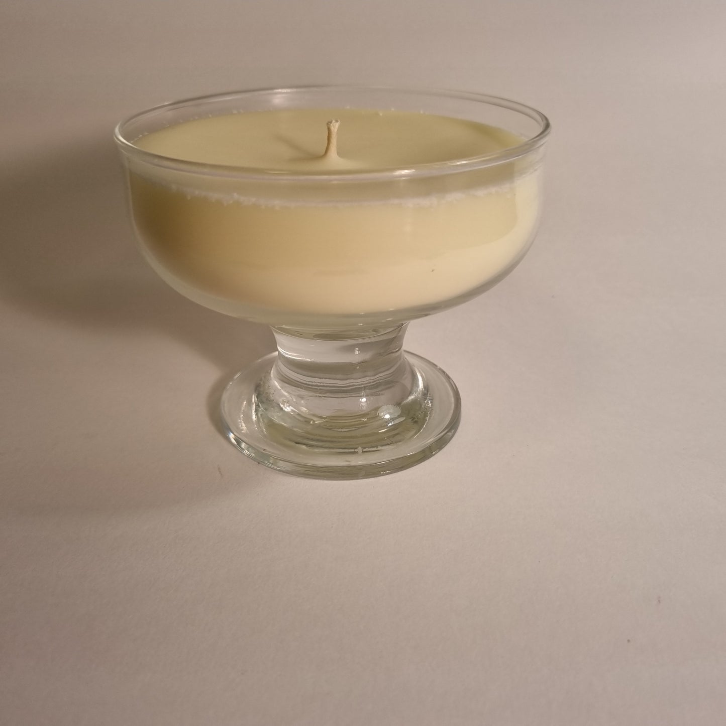 1010 Wachsfresser Kelchglas 10.5 cm wachs Hellgelb/Opac