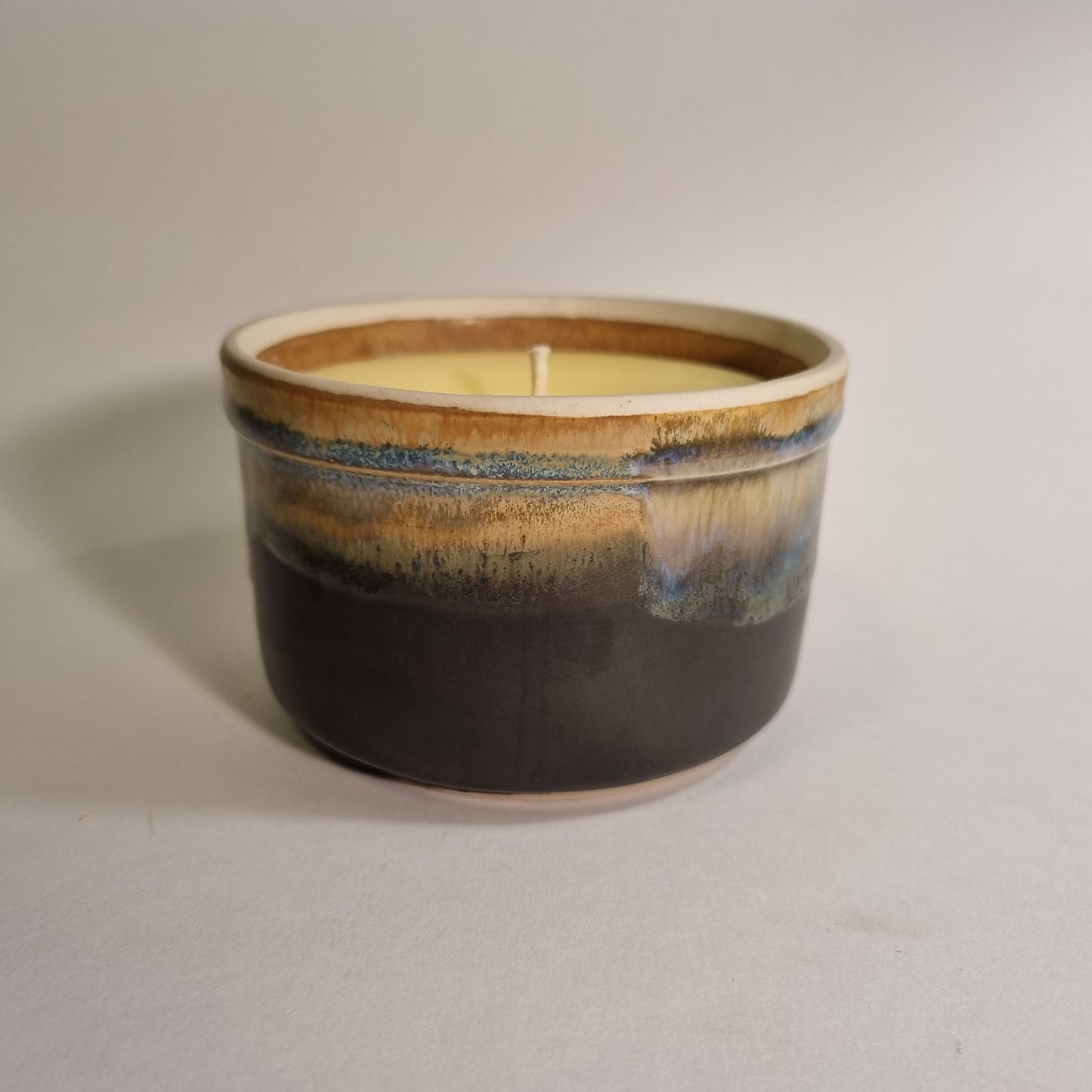 1033  Wachfresser  Keramikschale braun  10 cm  Wachs Gelb/Opac  1 Docht