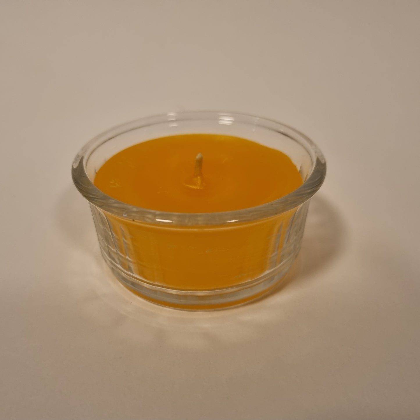 1001  Wachsfresser Mini  8.5 cm  Wachs  Orange