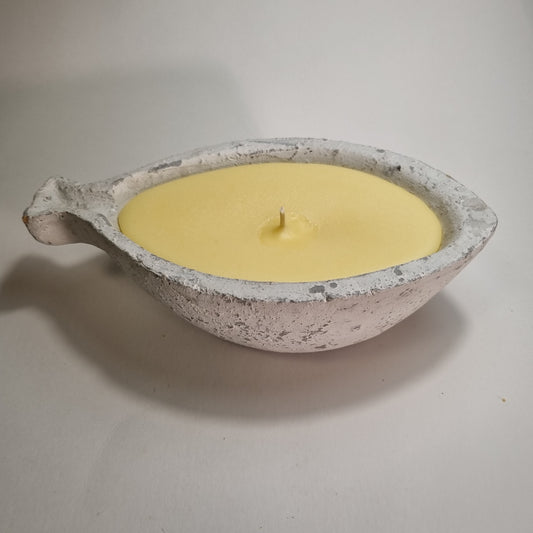 1029  Wachsfresser  Fisch  21 cm breit  Farbe grau Wachs Gelb/Opac